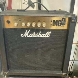 Amplificatore  marshall  mg15